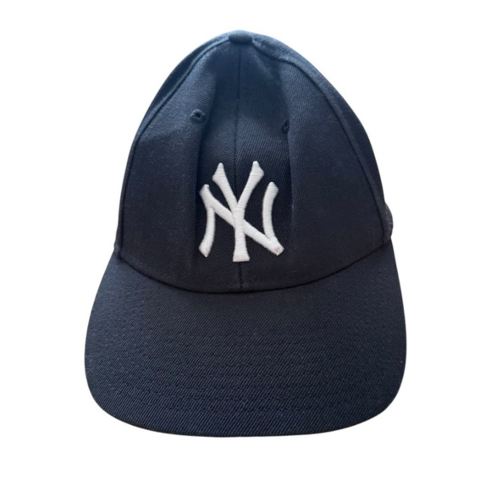 New York Yankees Black Baseball Cap with White Logo 47 Brand